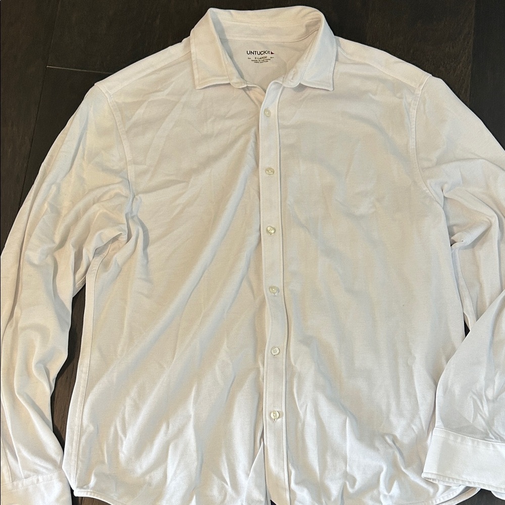 UNTUCKit Men's White Casual Button Down Shirt